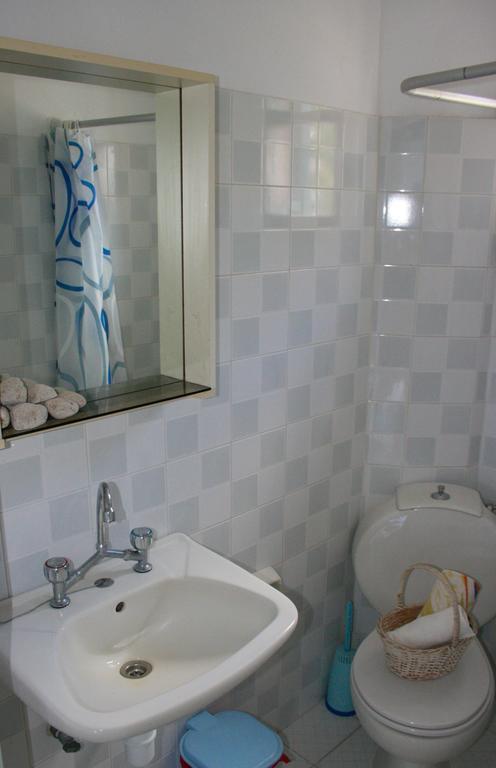 George Apartments Livádia Kültér fotó